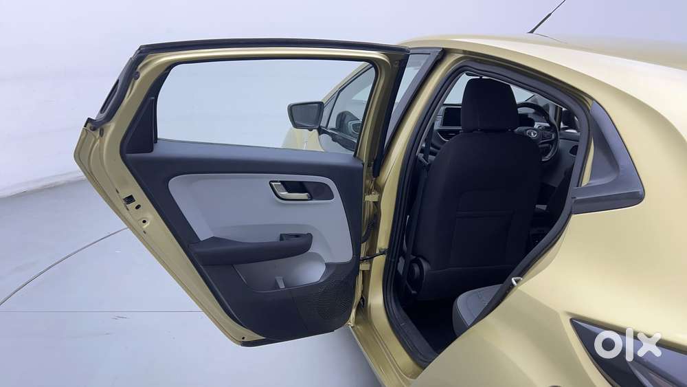 Tata Altroz Xz, 2020, Petrol