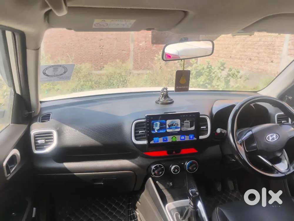 Hyundai Venue 2021 Petrol Car And Cng