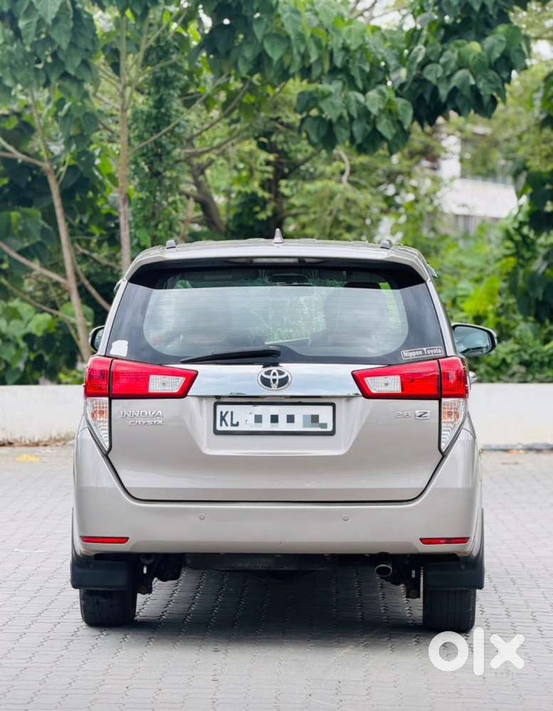 Crysta 2.8zx Diesel Automatic 2016