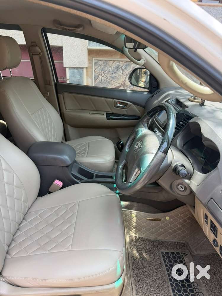 Toyota Fortuner Diesel 2012