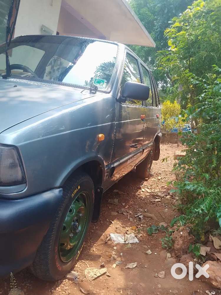 Very Good Condition,five Speed 12 Valve Engine.4 Tyre 85 %.goog Engine