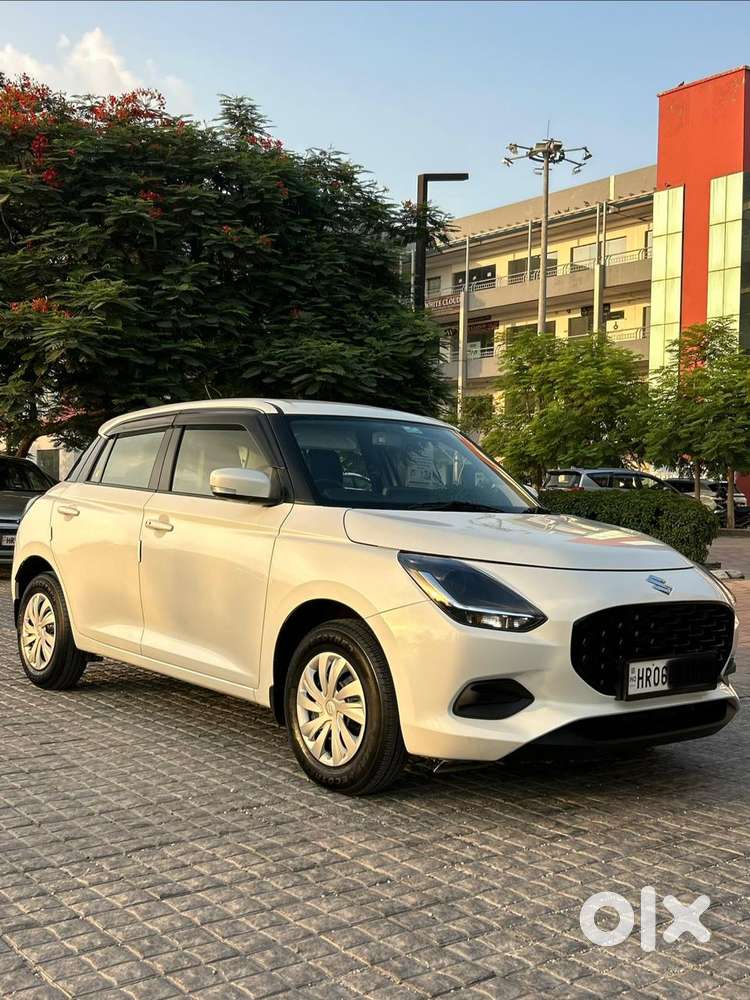 Maruti Suzuki Swift Vxi Ags, 2025, Petrol
