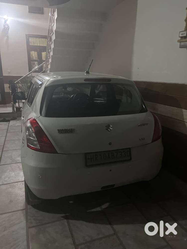 Maruti Suzuki Swift Petrol 2016