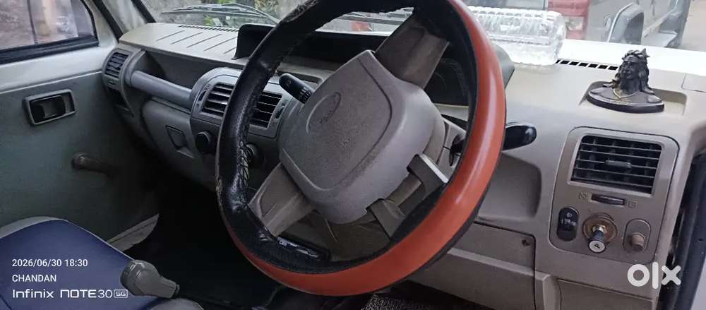 Bolero 2016 9 Seater