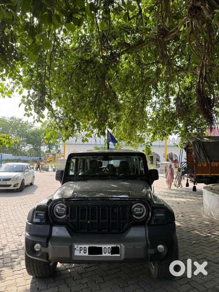 Mahindra Thar Roxx 2025 Diesel Well Maintained