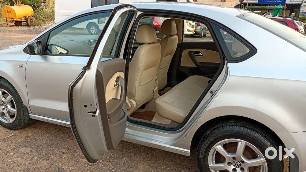 Volkswagen Vento 2010-2013 Petrol Highline, 2013, Diesel