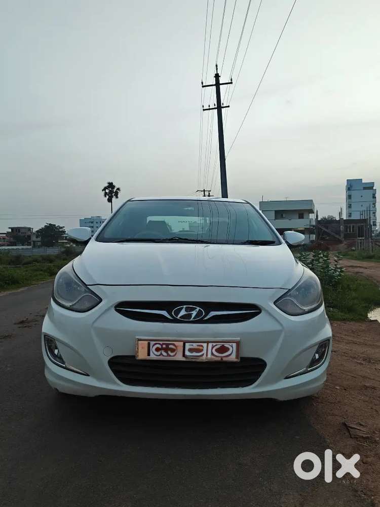 Hyundai Verna Diesel 2014 Manual