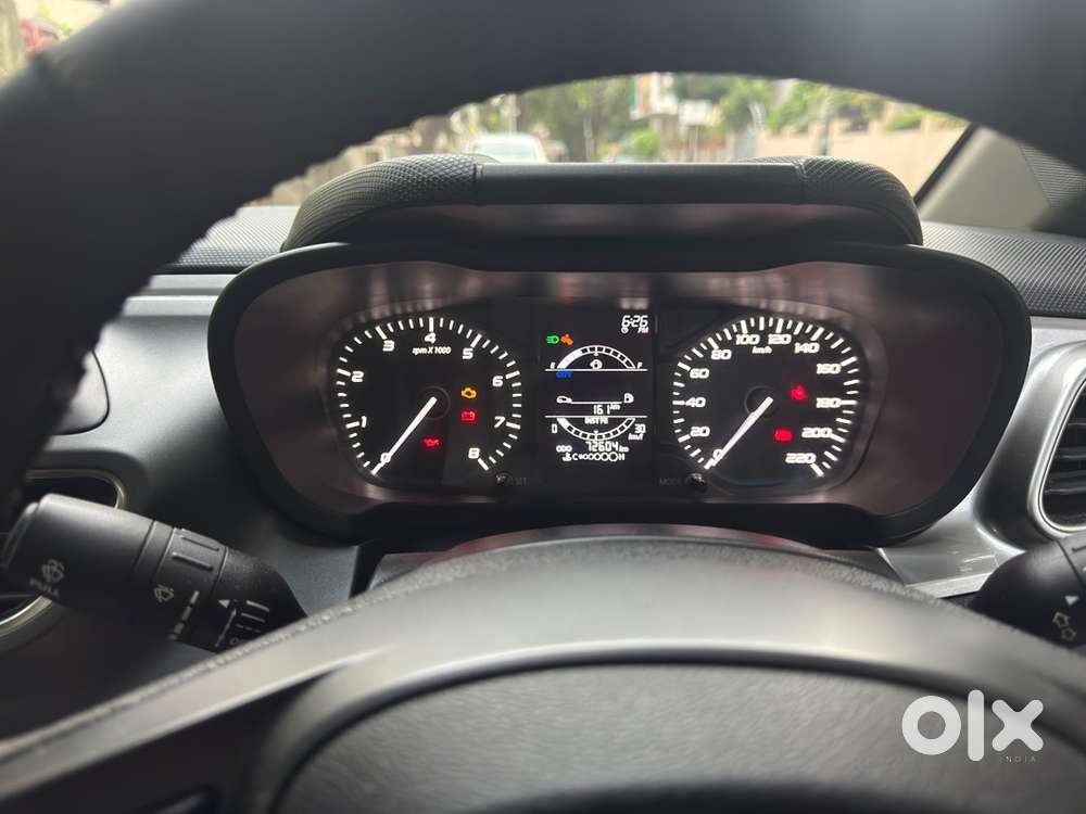 Tata Altroz Petrol 2023