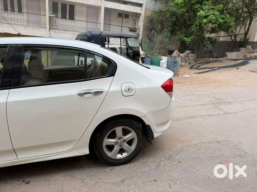 Honda City Ivtech Petrol 2010 --excellent Condition. Ready To Drive