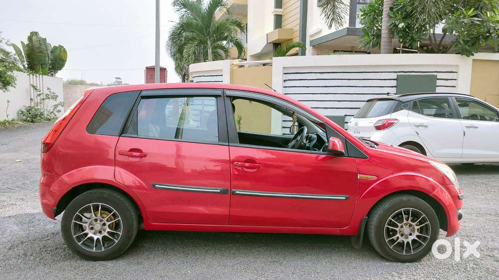 Ford Figo 2010-2012 Diesel Zxi, 2011, Diesel