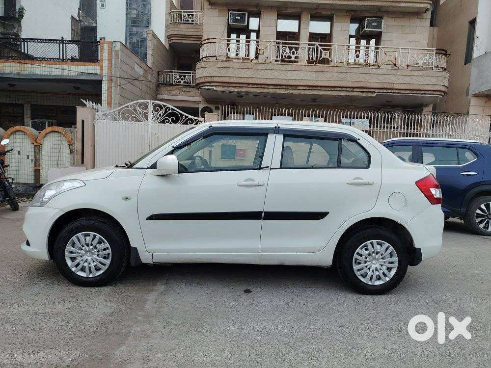 Maruti Suzuki Swift Dzire 1.2 Lxi Bsiv, 2015, Cng & Hybrids