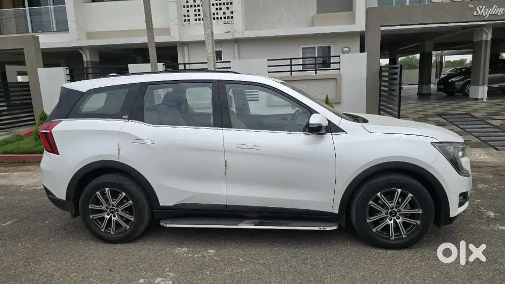 Mahindra Xuv700 Ax7 At Diesel 2024