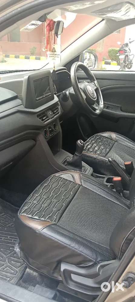 Maruti Brezza Lxi Smart Hybrid 2022  Single Owner