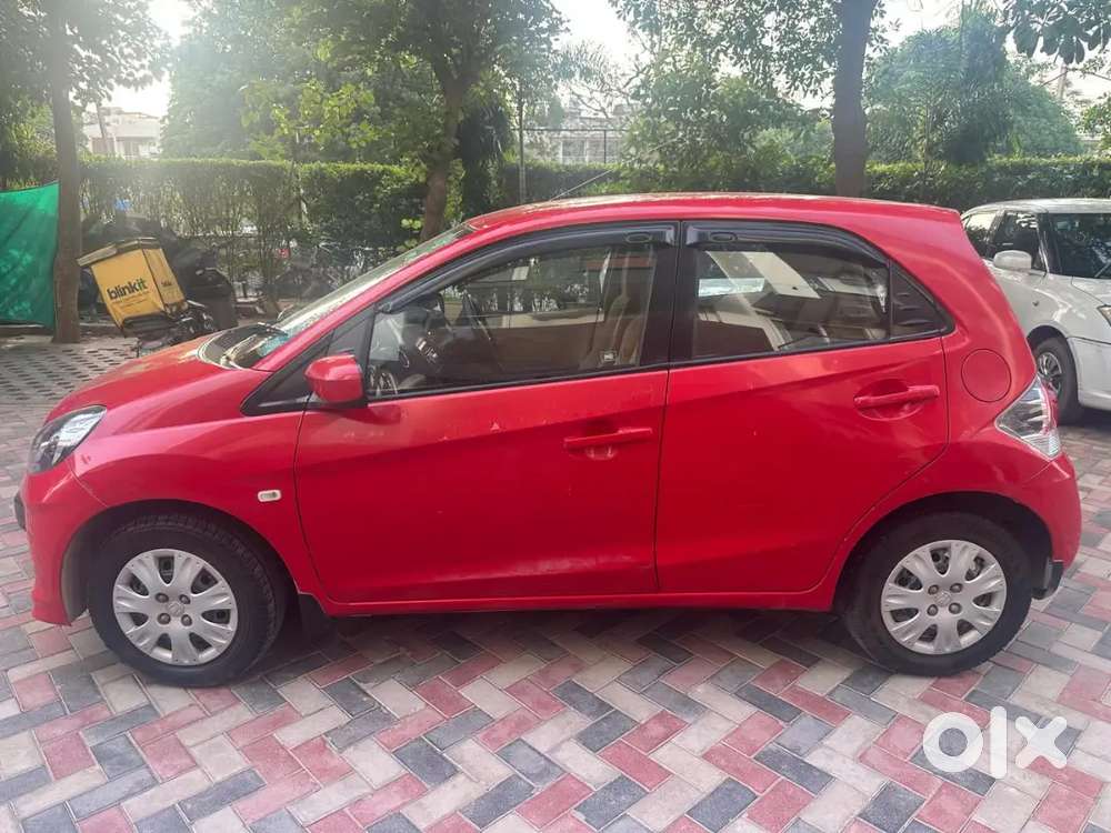 Honda Brio 2013 Petrol Variant