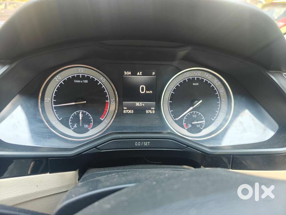 Skoda Superb L&k 2.0 Tdi At, 2017, Diesel