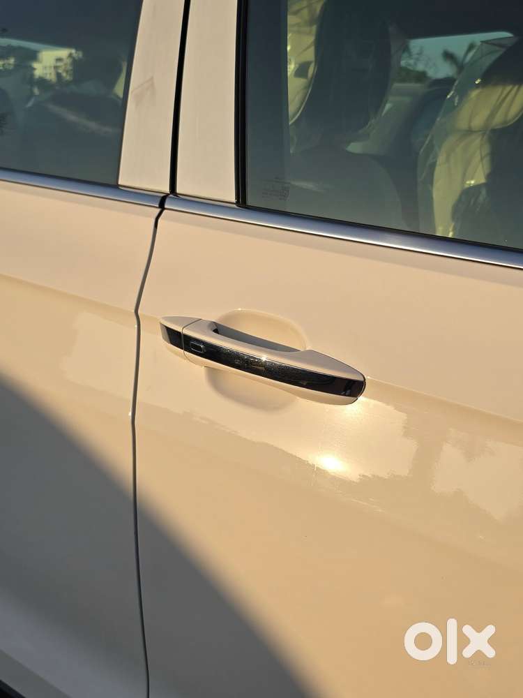 Skoda Kushaq 1.0 Tsi Style At (6 Airbags), 2026, Petrol