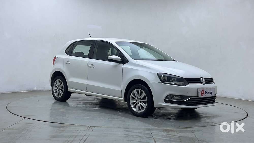 Volkswagen Polo Petrol Highline 1.2l, 2016, Petrol