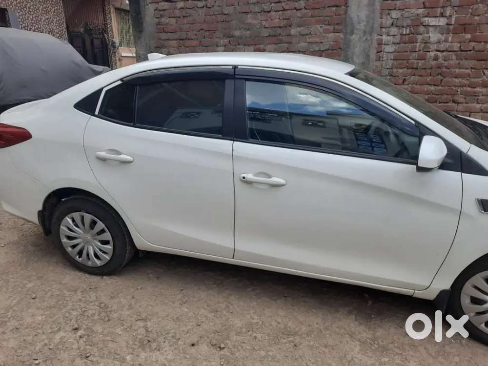 Toyota Yaris 1.5 J 2021 Model