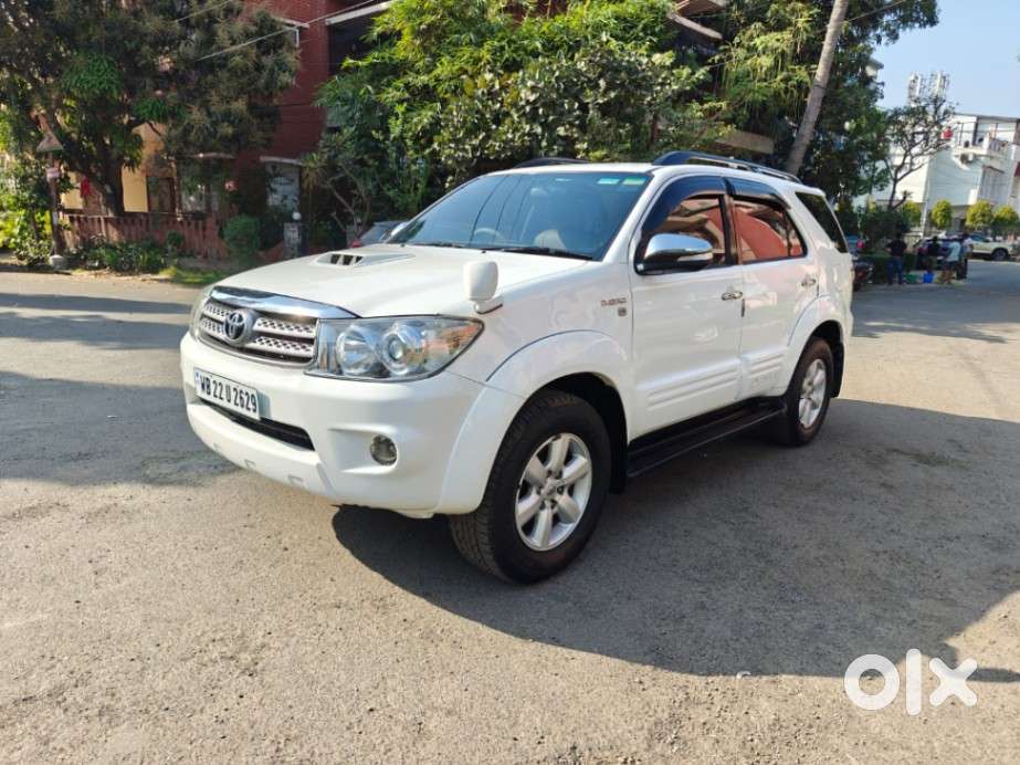 Toyota Fortuner 3.0 4x4 Manual, 2012, Diesel