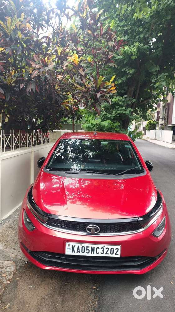 Tata Altroz Petrol 2021