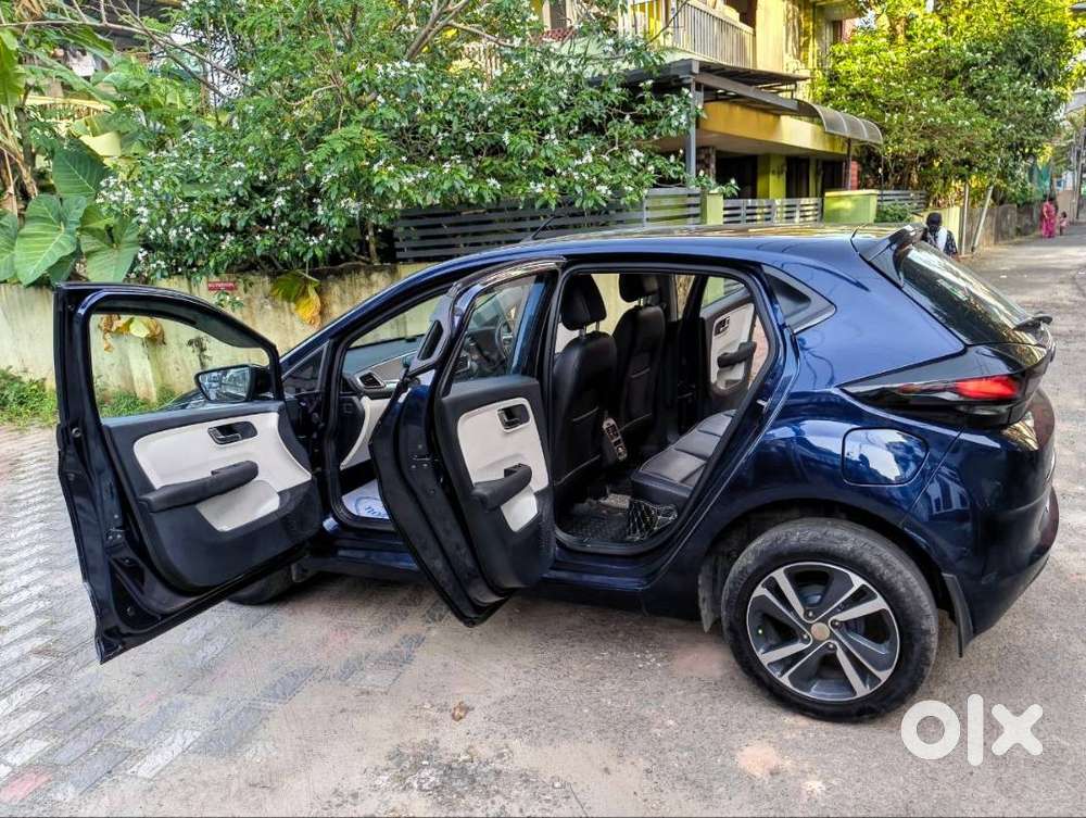 Tata Altroz Xz Plus 2022 Yor Sep2023