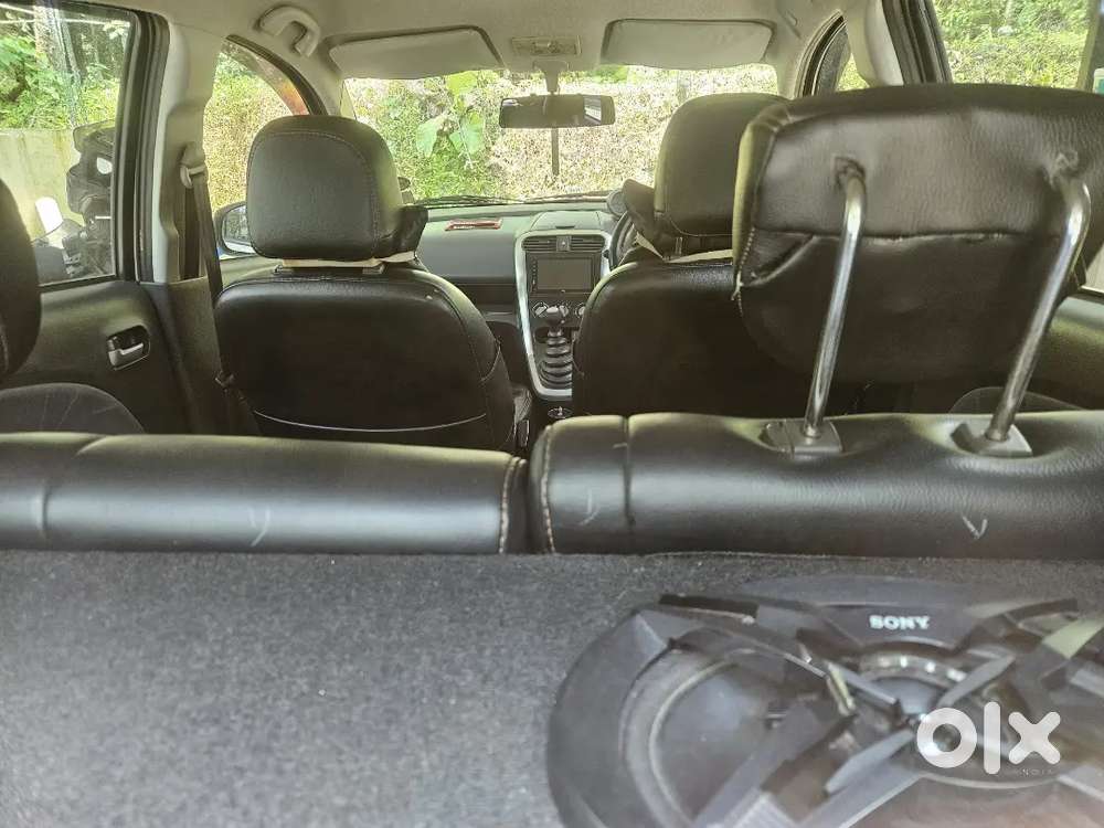 Maruti Suzuki Ritz 2011 Petrol 82000 Km -300000