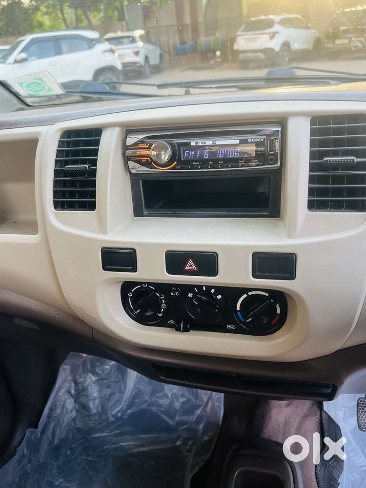 Maruti Suzuki Estilo Lxi Bs-iv, 2011, Petrol