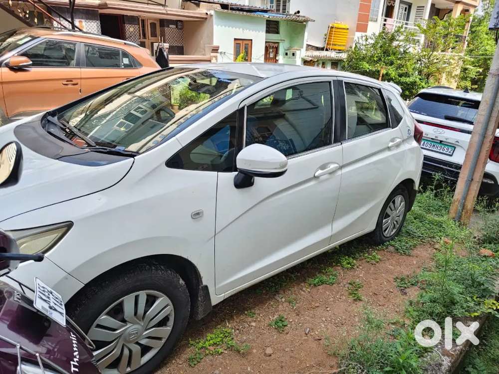 Honda Jazz 2015 Diesel 170640 Km Driven