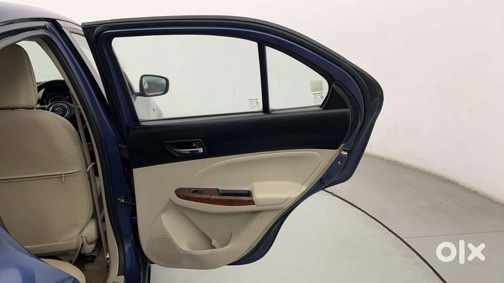Maruti Suzuki Dzire 1.2 Zxi Amt, 2017, Petrol