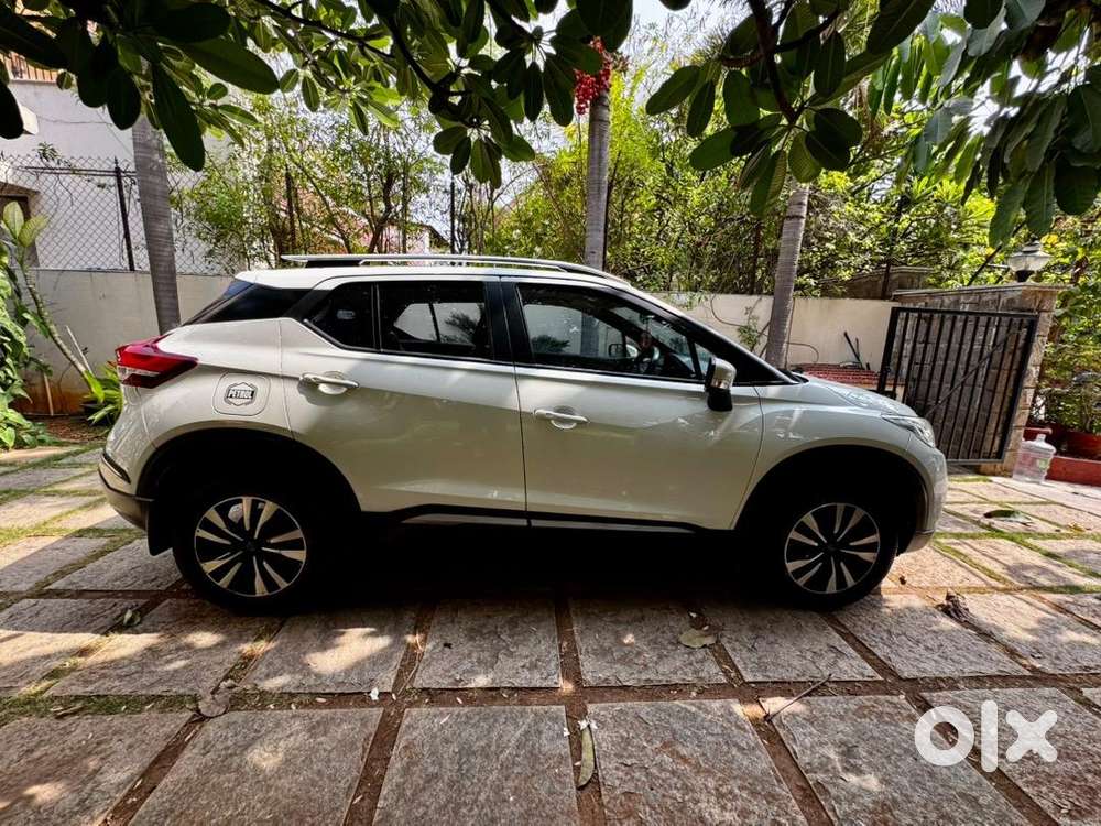  Nissan Kicks Xv Petrol - Manual  2022  40,000 Kms