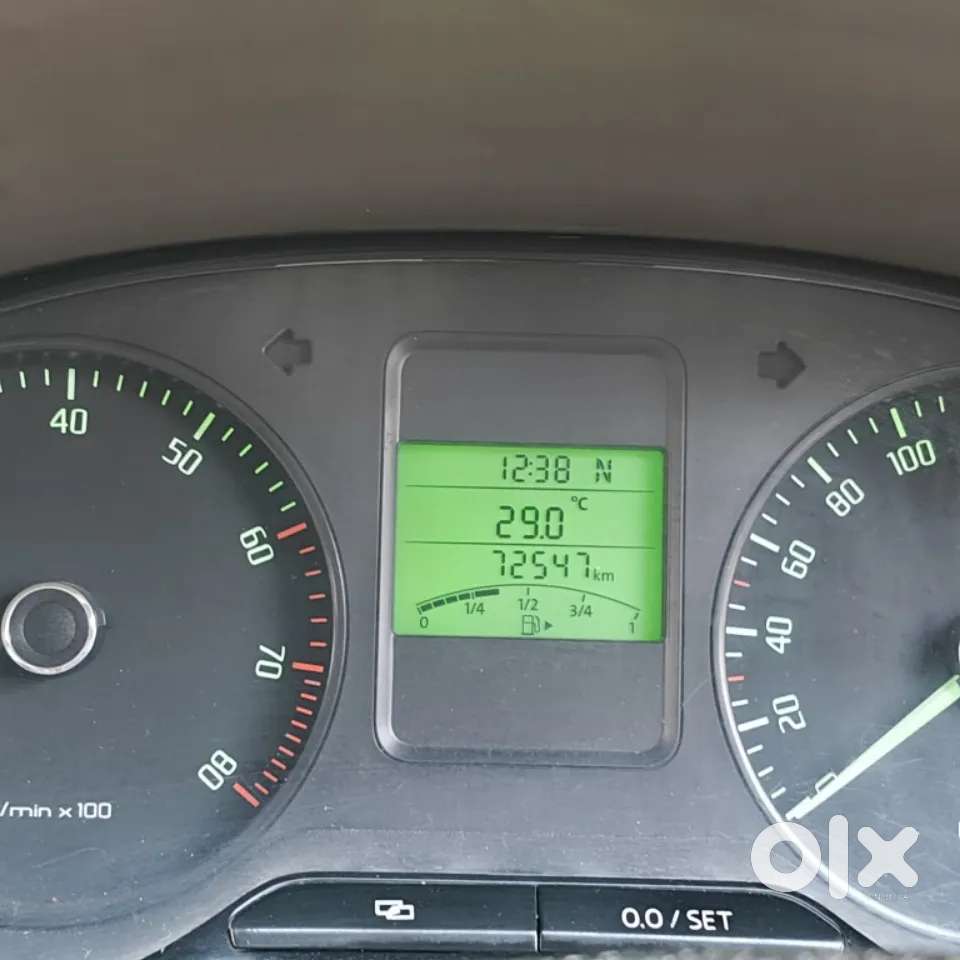 Skoda Rapid 1.6 Mpi At Elegance, 2013, Petrol