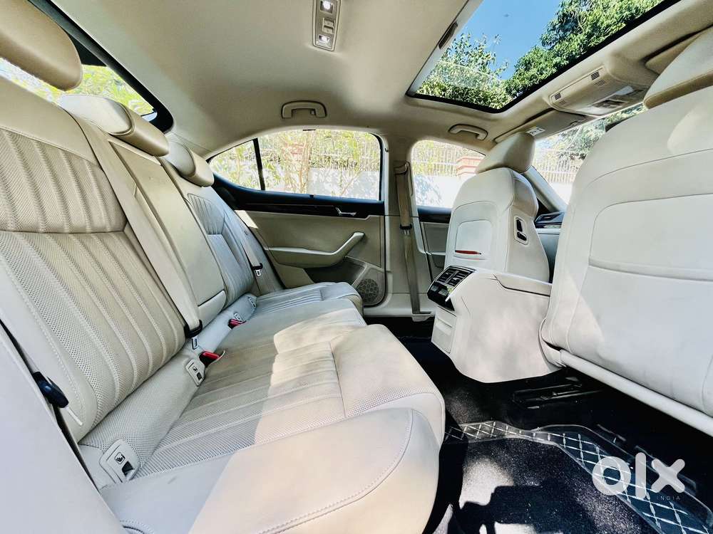 Skoda Superb L&k 1.8 Tsi At, 2019, Petrol