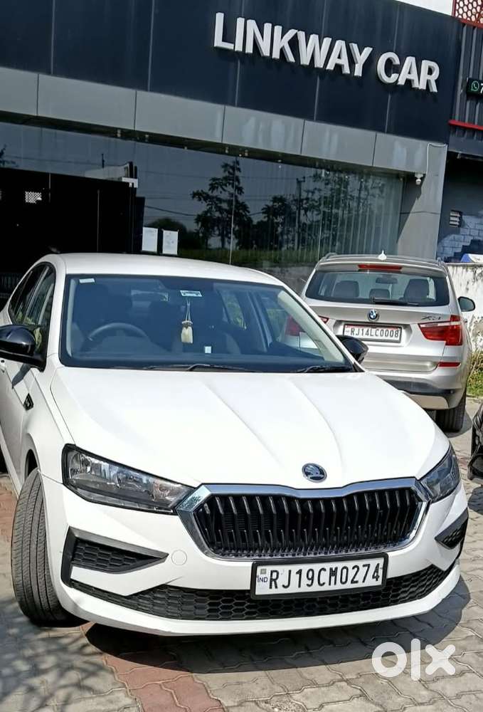 Skoda Slavia 1.0 Active Tsi, 2022, Petrol
