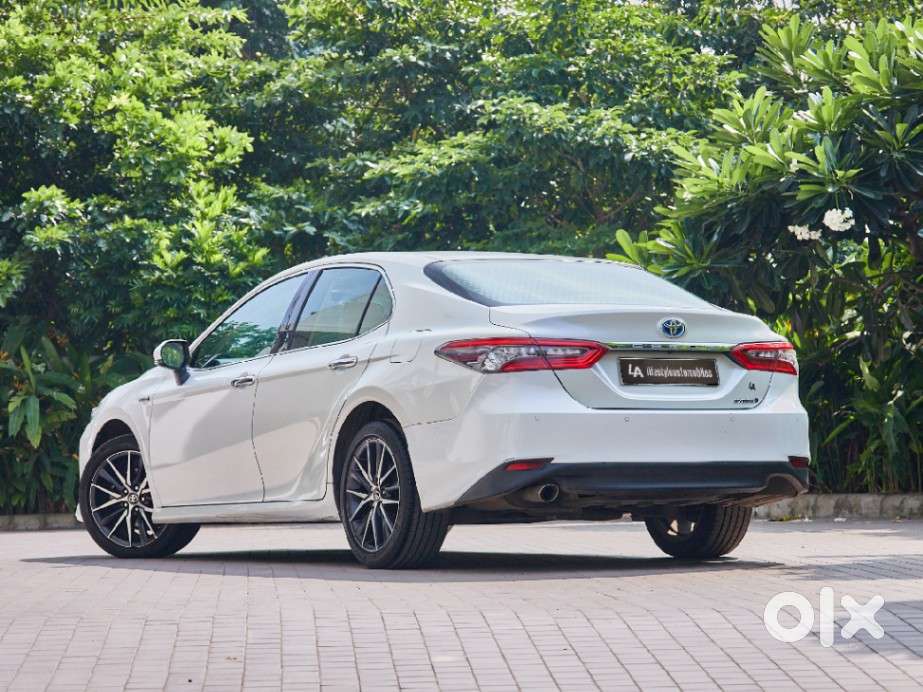 Toyota Camry Hybrid, 2024, Petrol