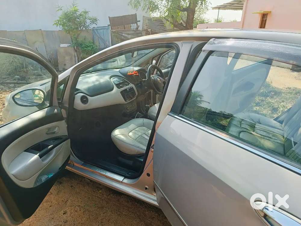 Fiat Linea 2014 Diesel 130000 Km Driven