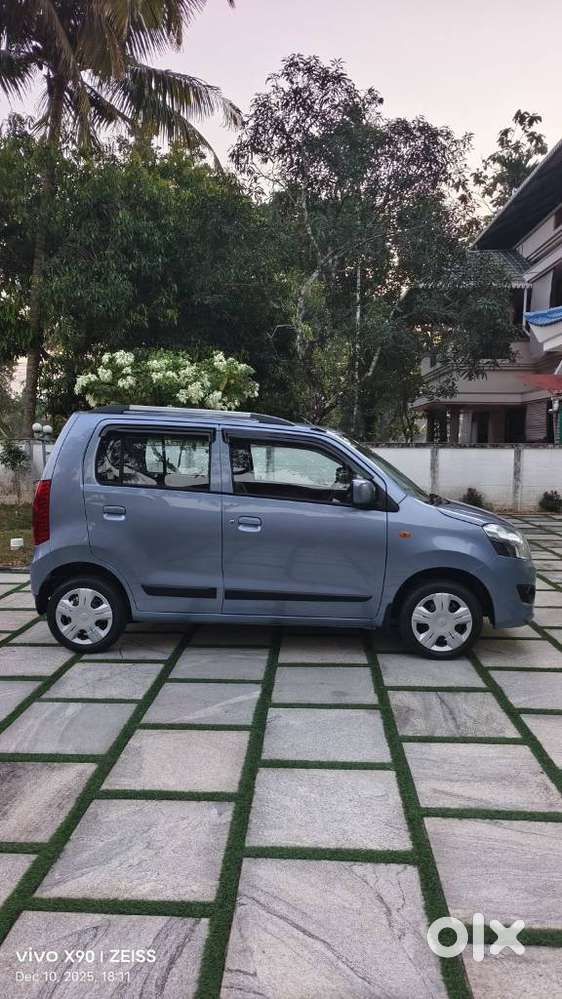 Maruti Suzuki Wagon R Amt Vxi, 2017, Petrol