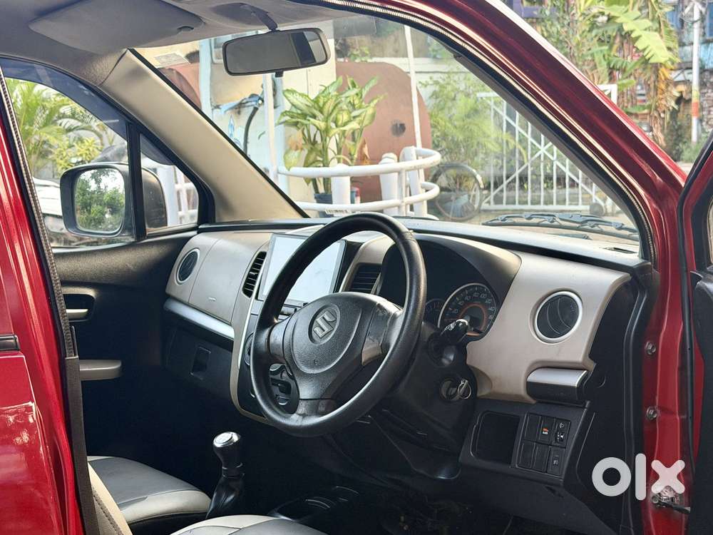 Maruti Suzuki Wagon R 1.0 Vxi (o), 2016, Petrol
