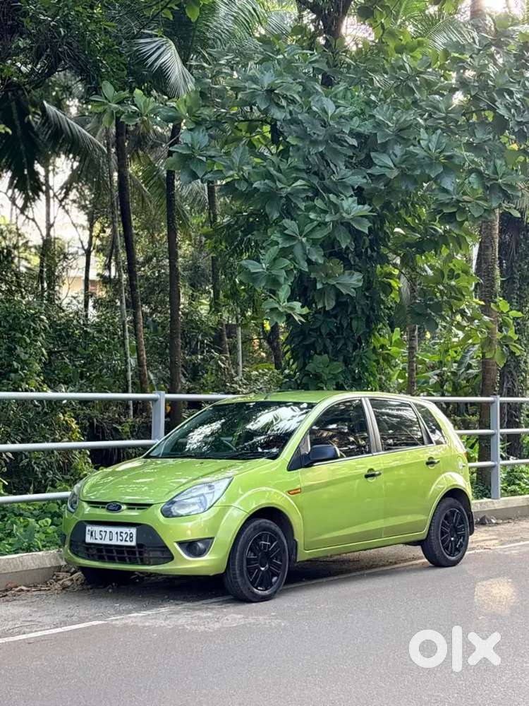 Ford Figo Petrol 2011