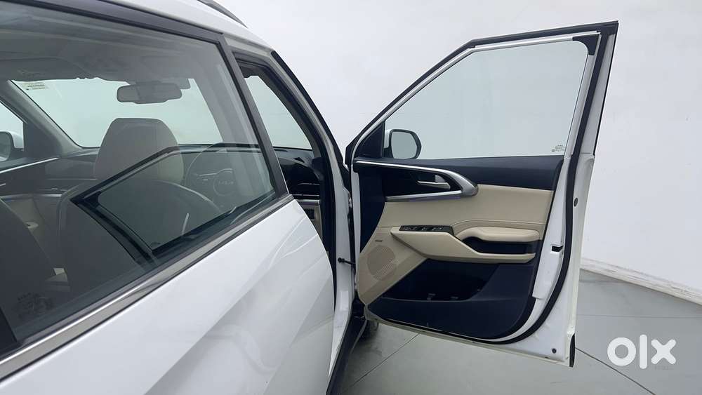Kia Carens 1.5 Luxury Plus Diesel 7str Imt, 2023, Diesel
