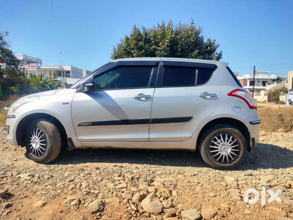Maruti Suzuki Swift 2015 Diesel 95000 Km Driven