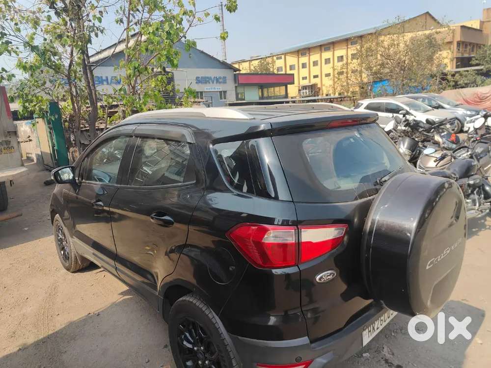 Ecosport Showroom Maintained Titanium Petrol 2015