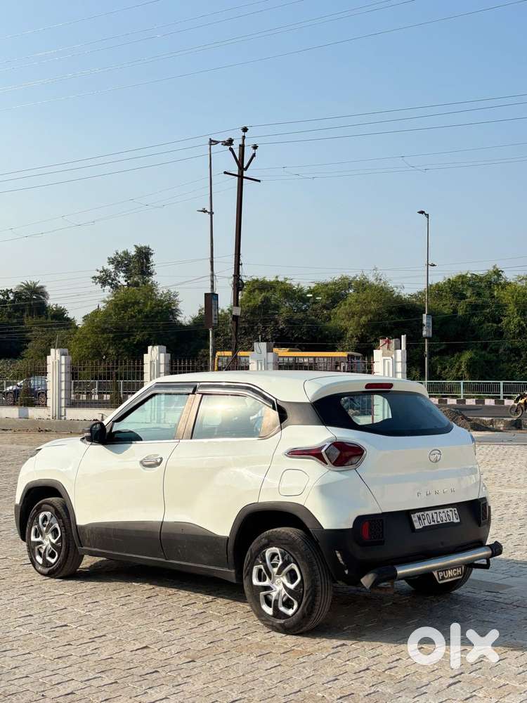 Tata Punch 1.2 Revotron Pure Rhythm Pack Mt, 2023, Petrol