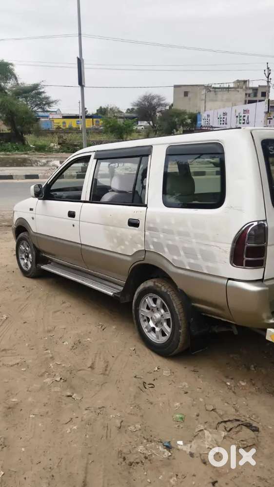 Chevrolet Tavera Lt 9-seater 2014