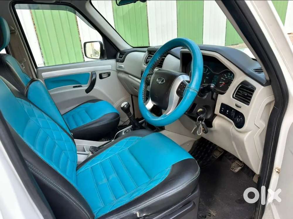 Mahindra Scorpio S10 L Dec 2014