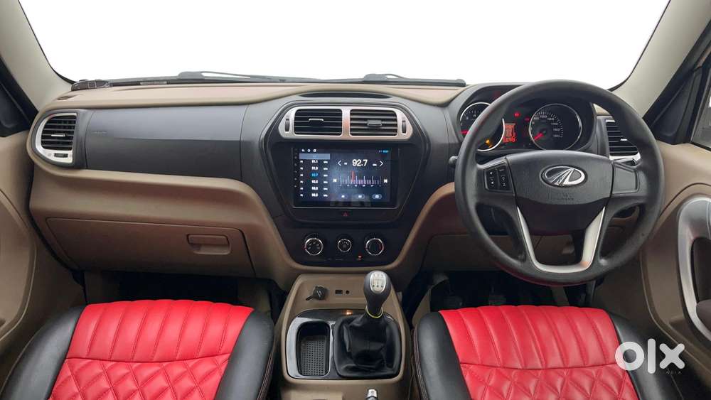 Mahindra Tuv 300 Mhawk100 T8, 2018, Diesel