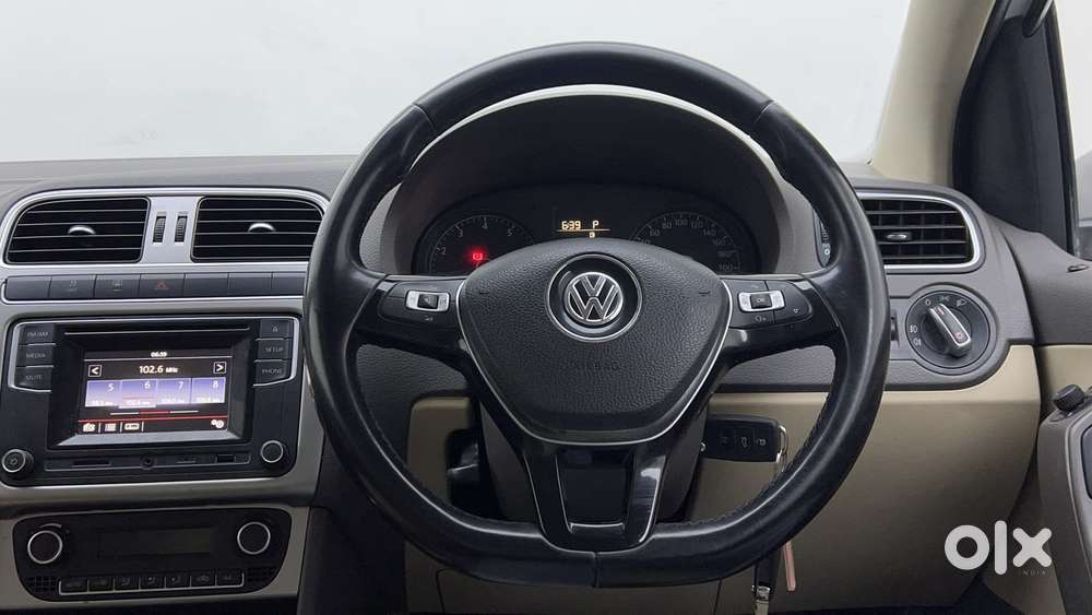 Volkswagen Vento 2013-2015 1.2 Tsi Highline At, 2016, Petrol