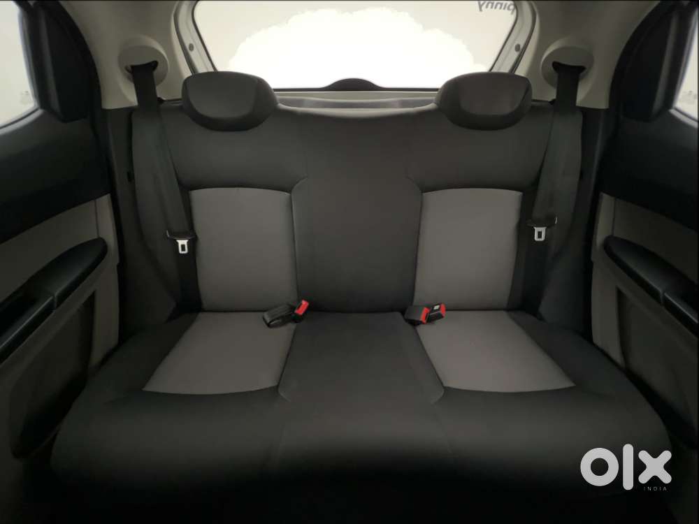 Tata Tiago 1.2 Revotron Xta, 2018, Petrol