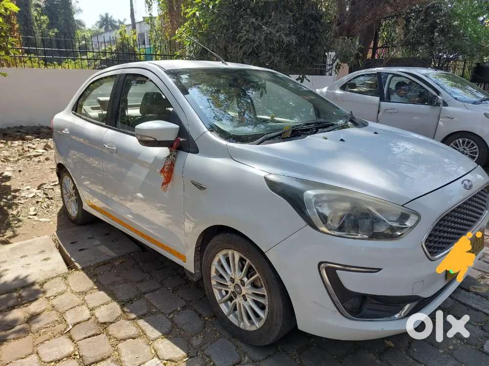 Car Is In Good Condition With No Sound