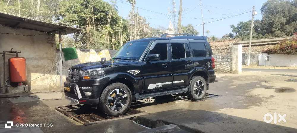 Mahindra Scorpio Classic 2015 Diesel 80000 Km Driven