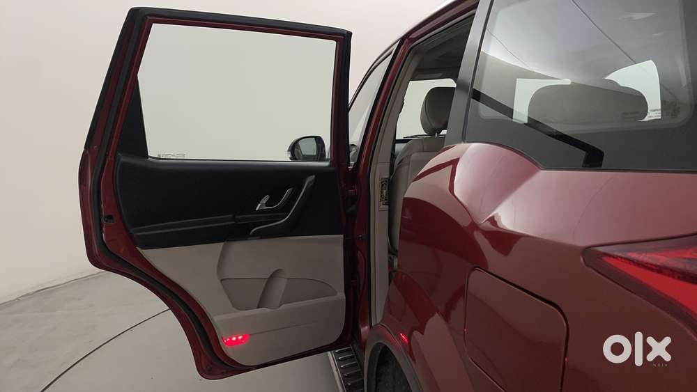 Mahindra Xuv500 2.2 W10, 2015, Diesel